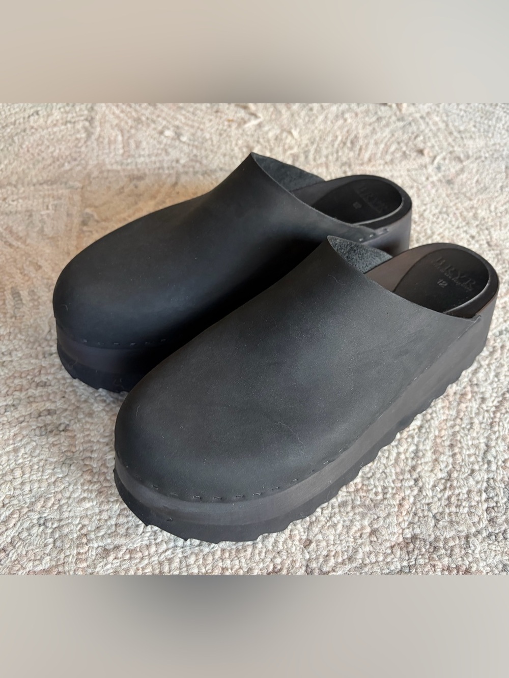 Bryr Chonk Clog in Monoblack | size 12